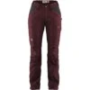 Fjällräven "Kaipak Trousers Curved W" - Dark Garnet -Günstiges Alpen Mode Geschäft fj kaipaktrsw garnet 1